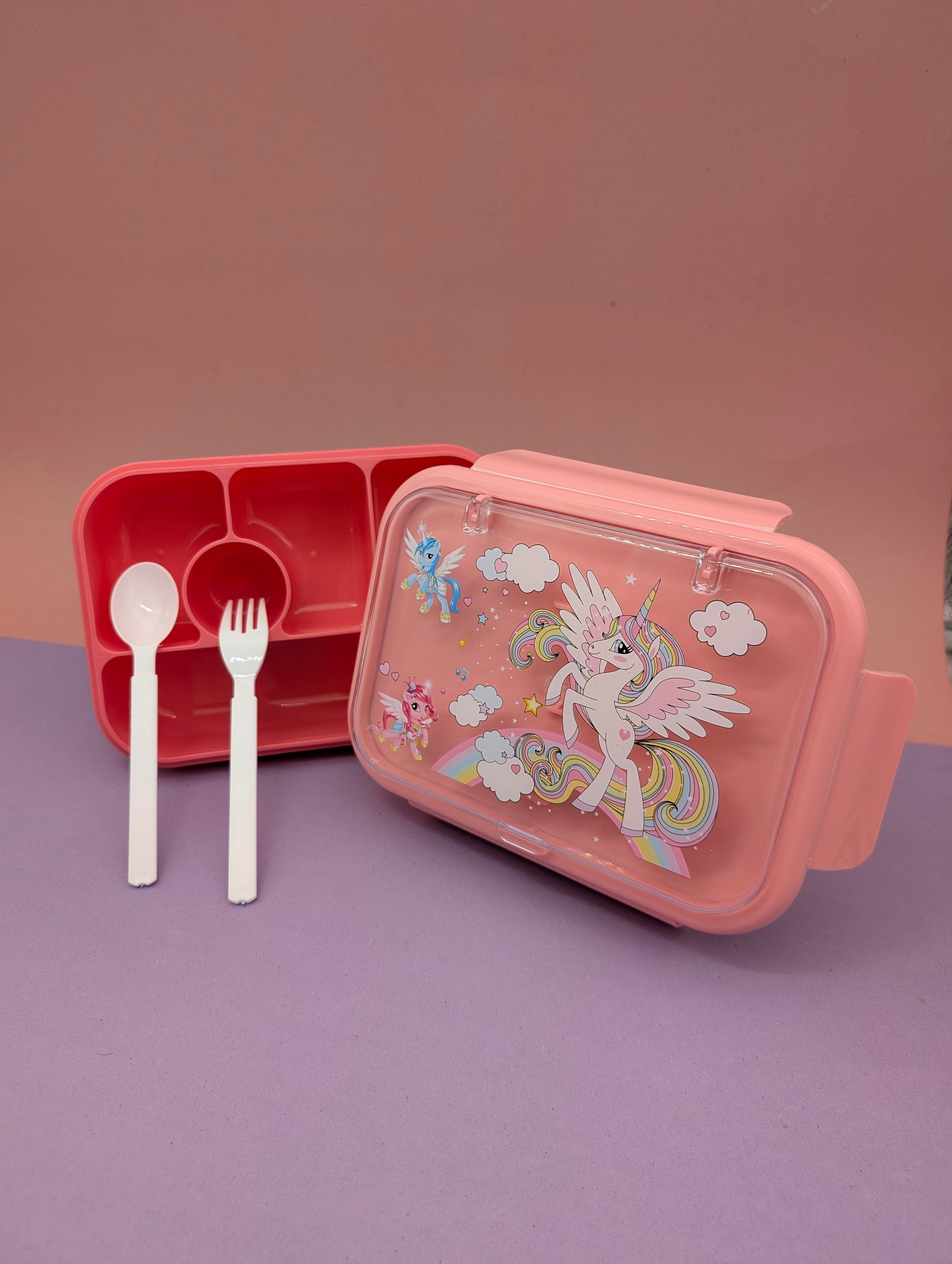 CHARACTER THEMED LUNCH BOX WITH UTENSILS