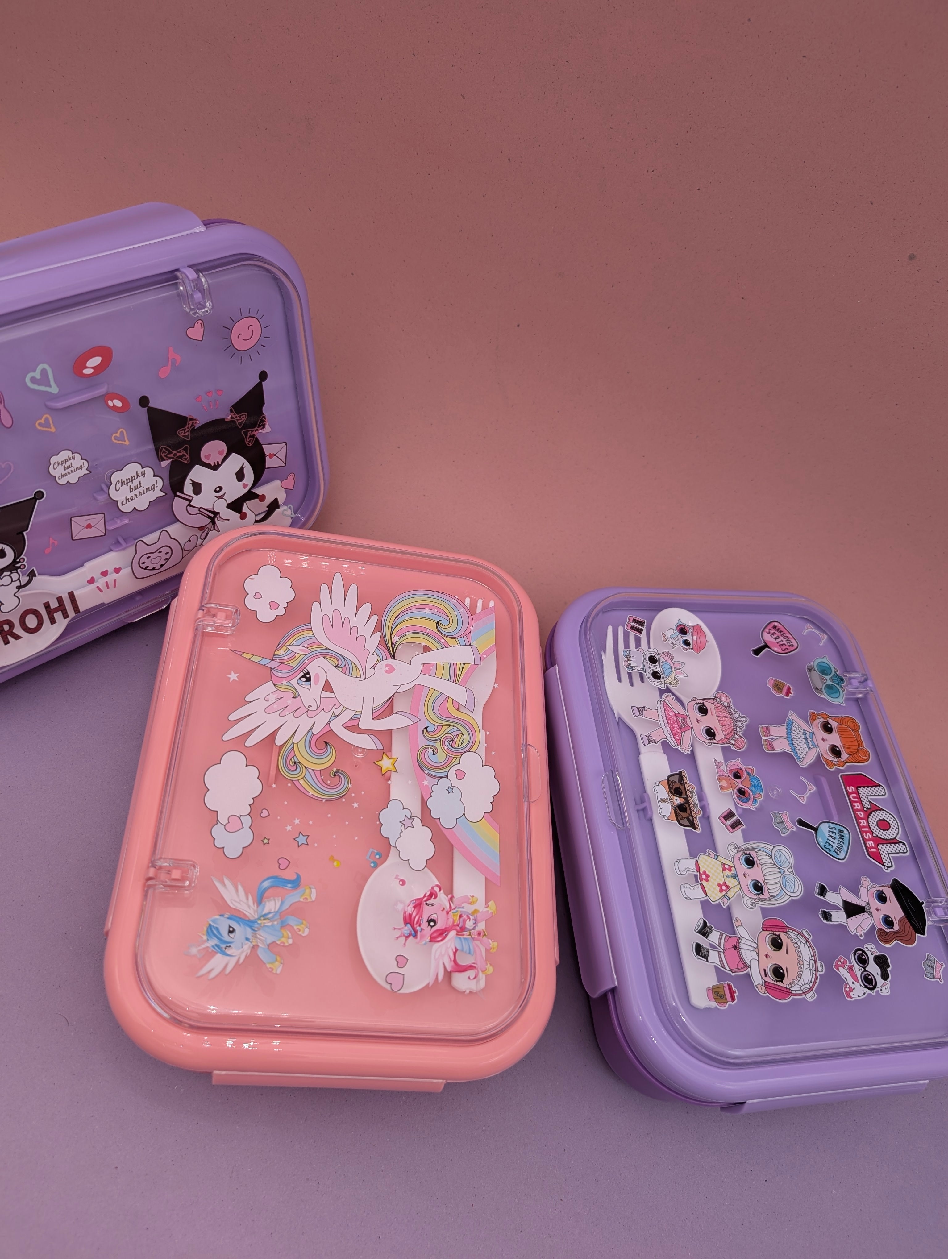 CHARACTER THEMED LUNCH BOX WITH UTENSILS