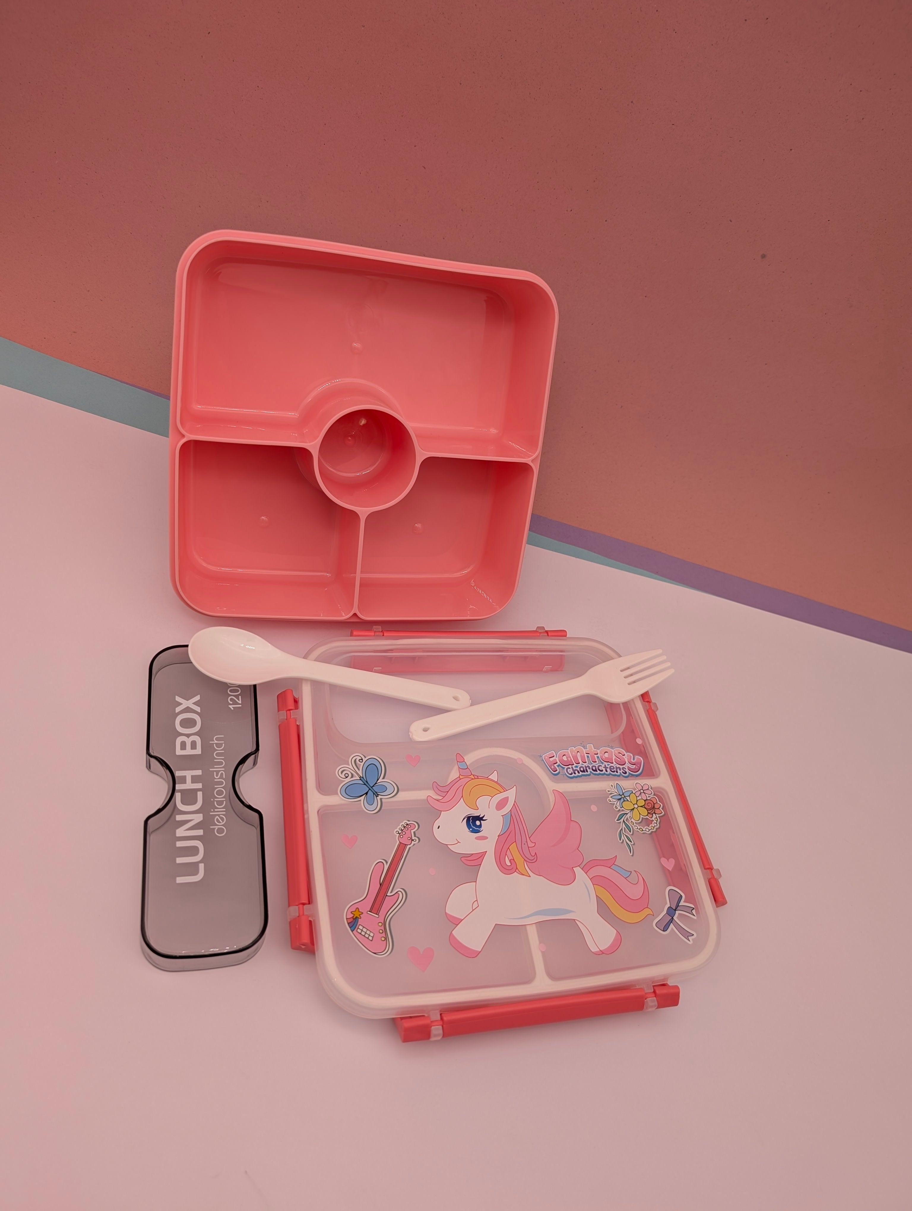 CARTOON THEMED DIVIDED LUNCH BOXES