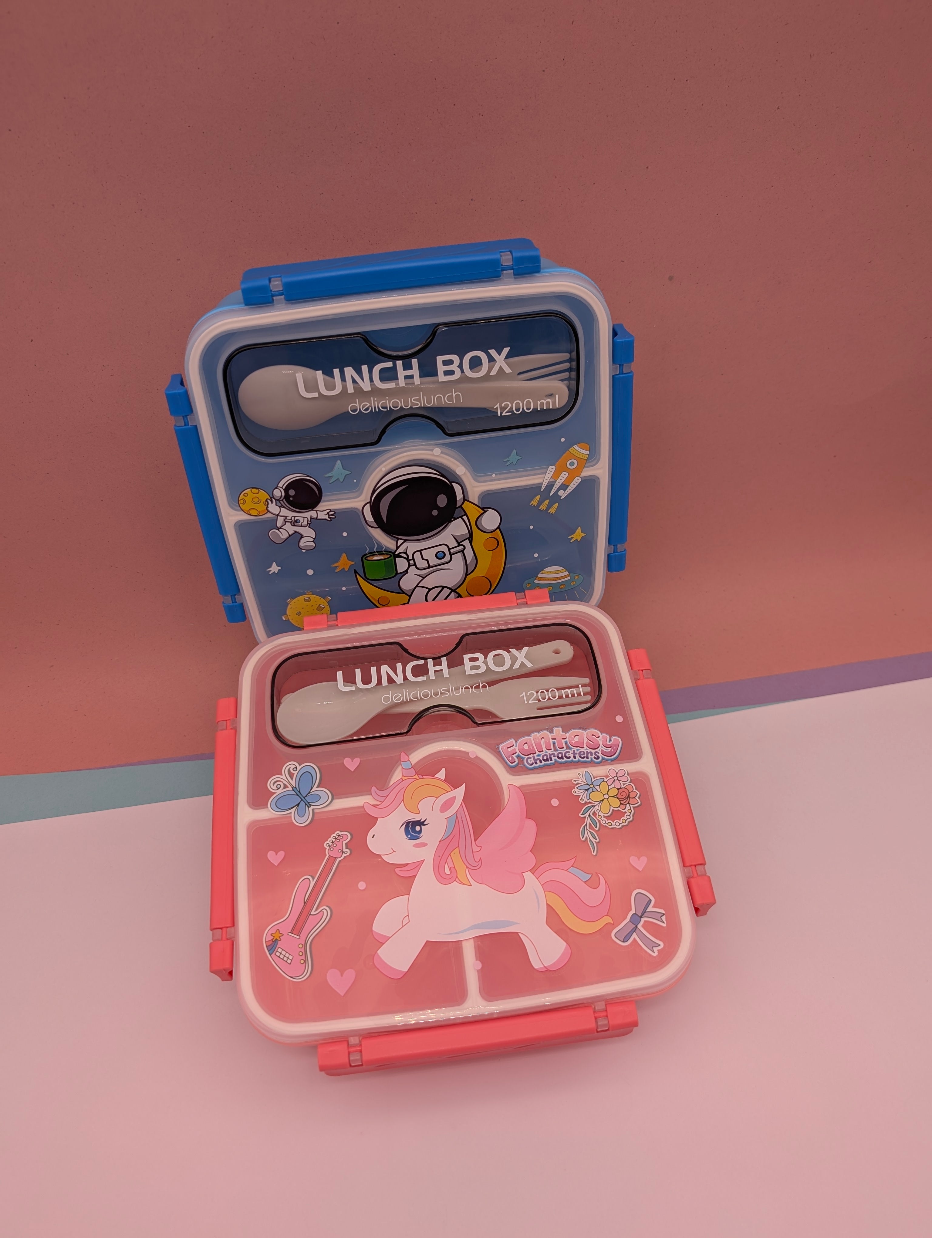 CARTOON THEMED DIVIDED LUNCH BOXES