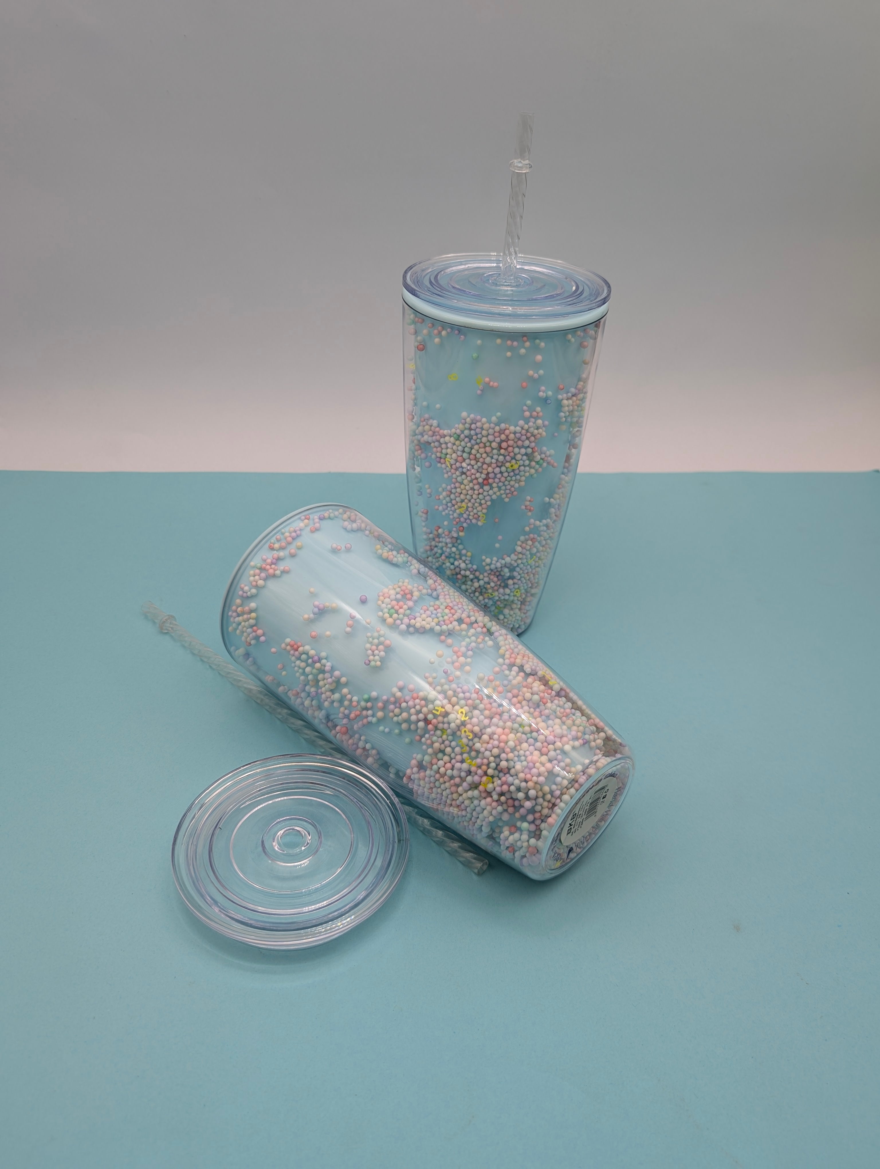 FROSTED SPRINKLE TUMBLER & CLEAR STRAW