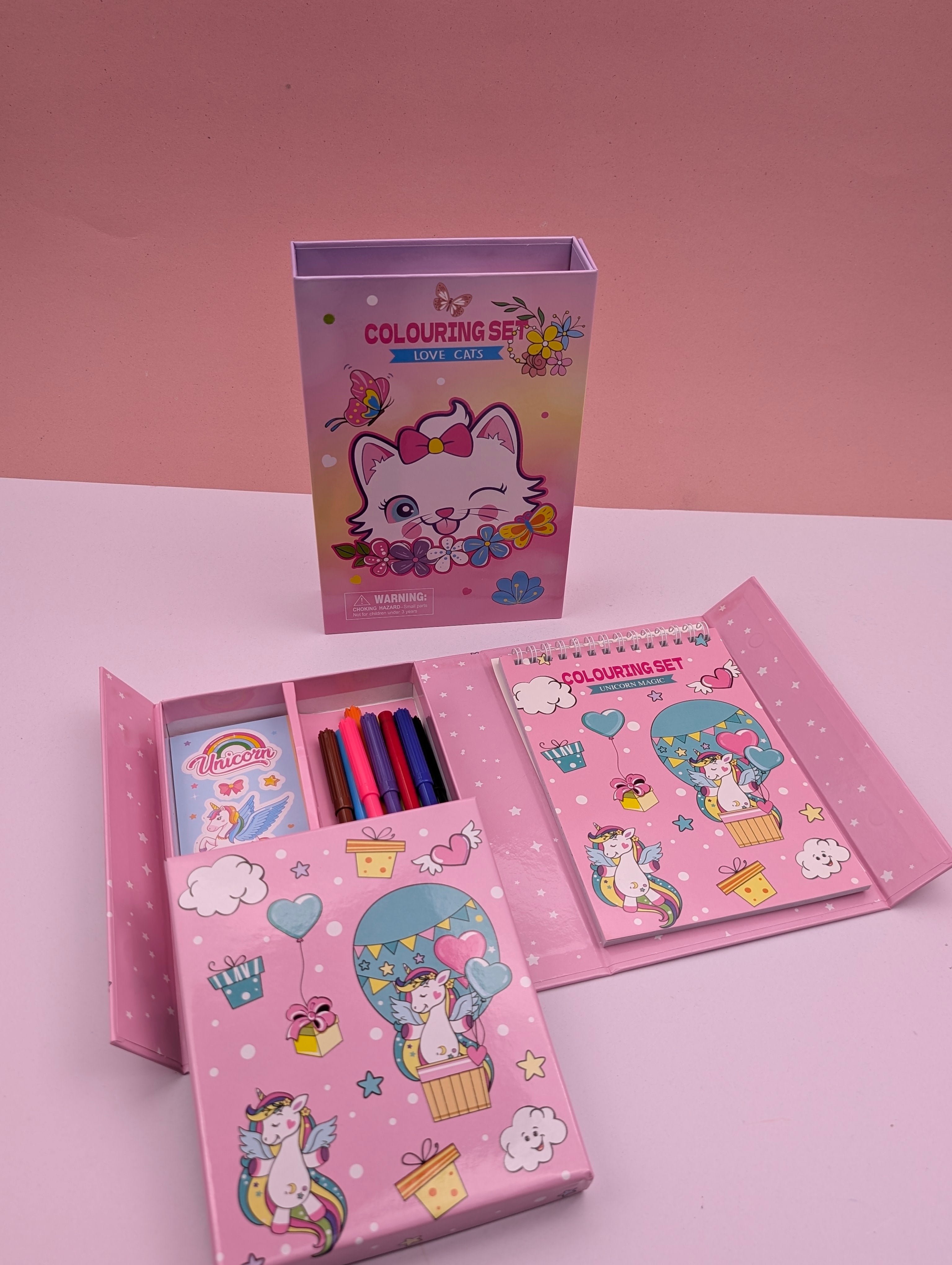 CAT & UNICORN COLOURING GIFT SET