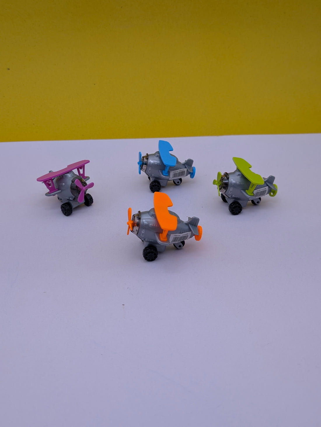 YALONG TOY AIRPLANE PENCIL SHARPENERS