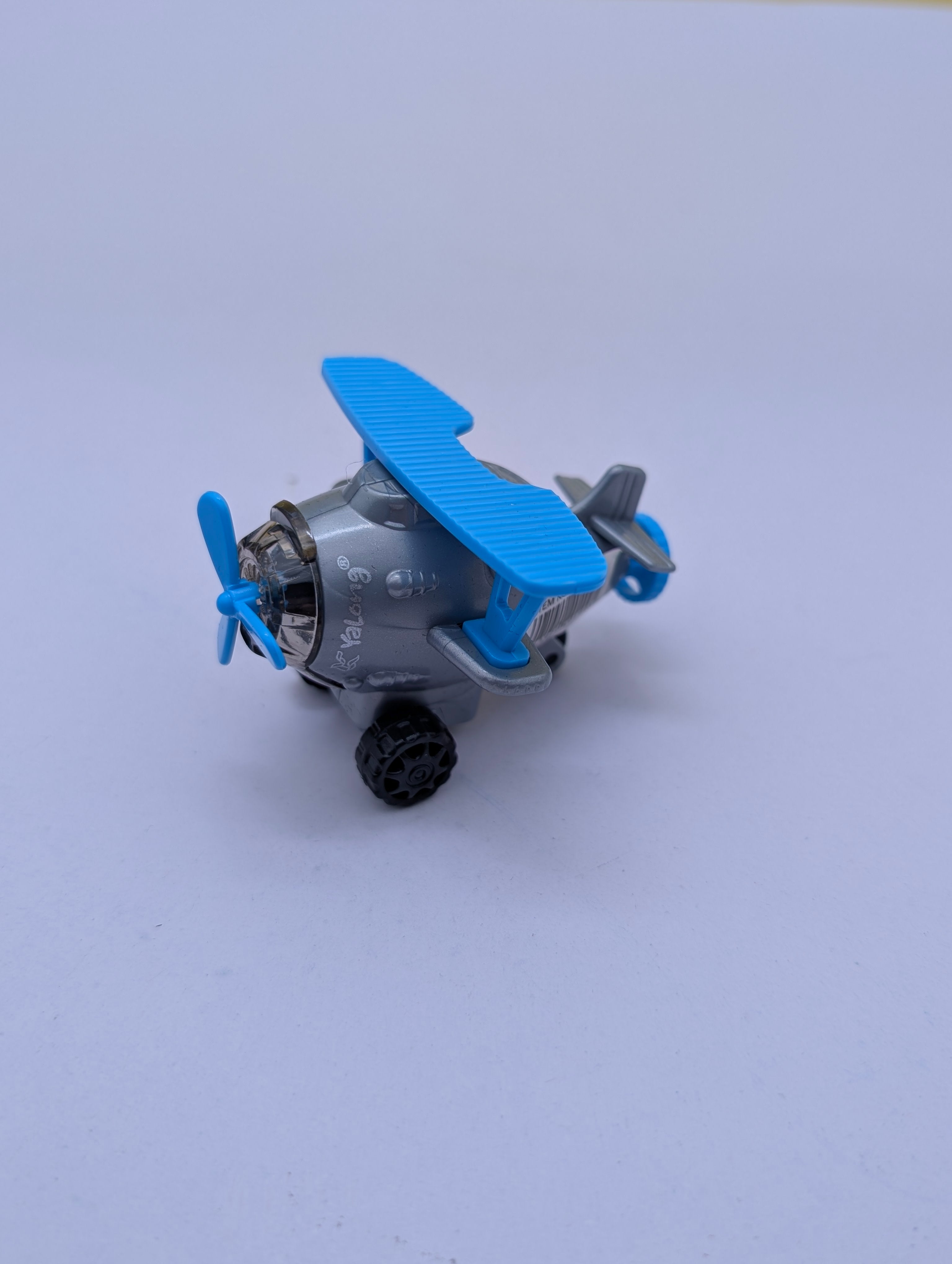 YALONG TOY AIRPLANE PENCIL SHARPENERS