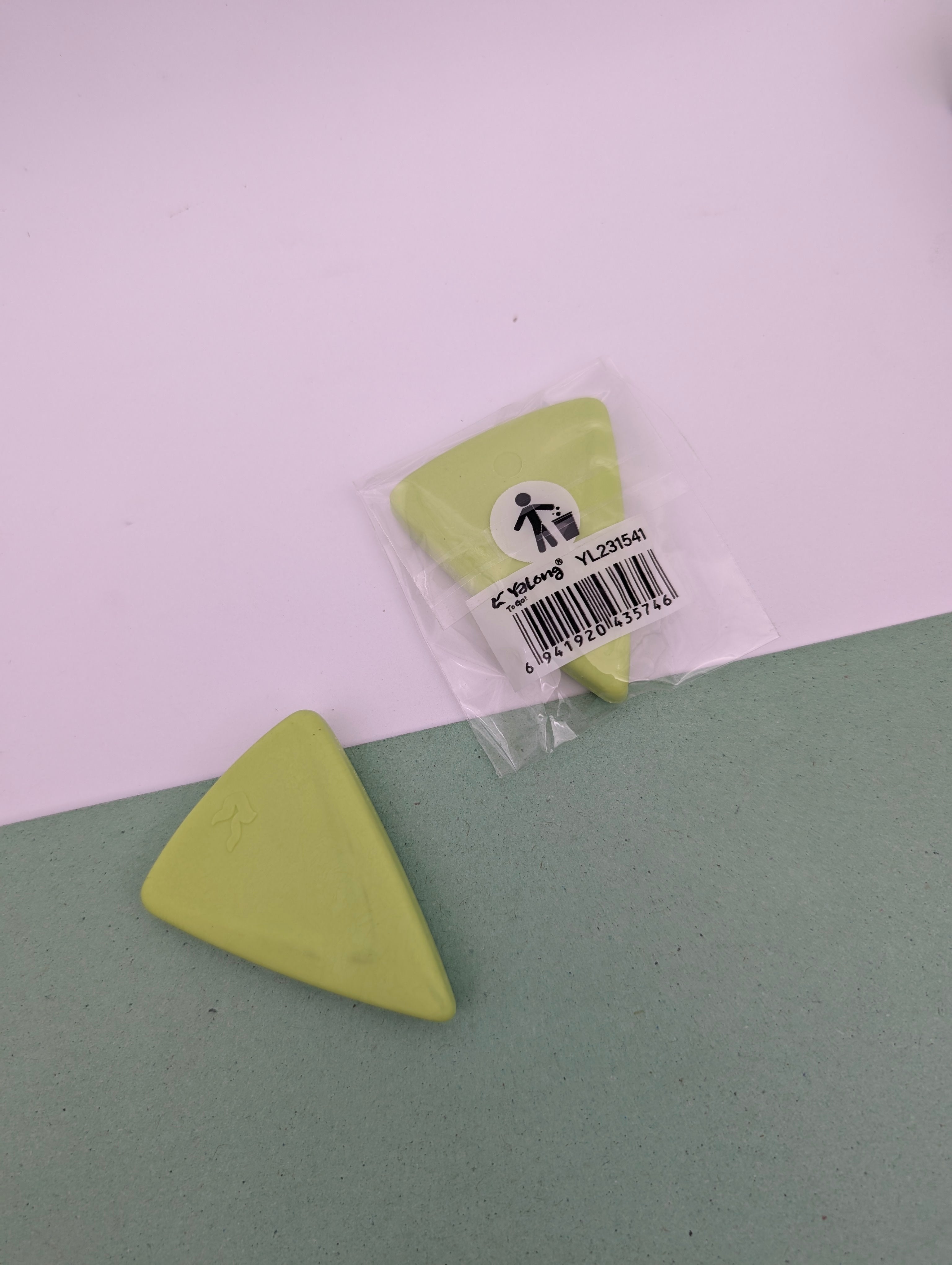 ALONG DRESS SHAPED 4B ERASERS