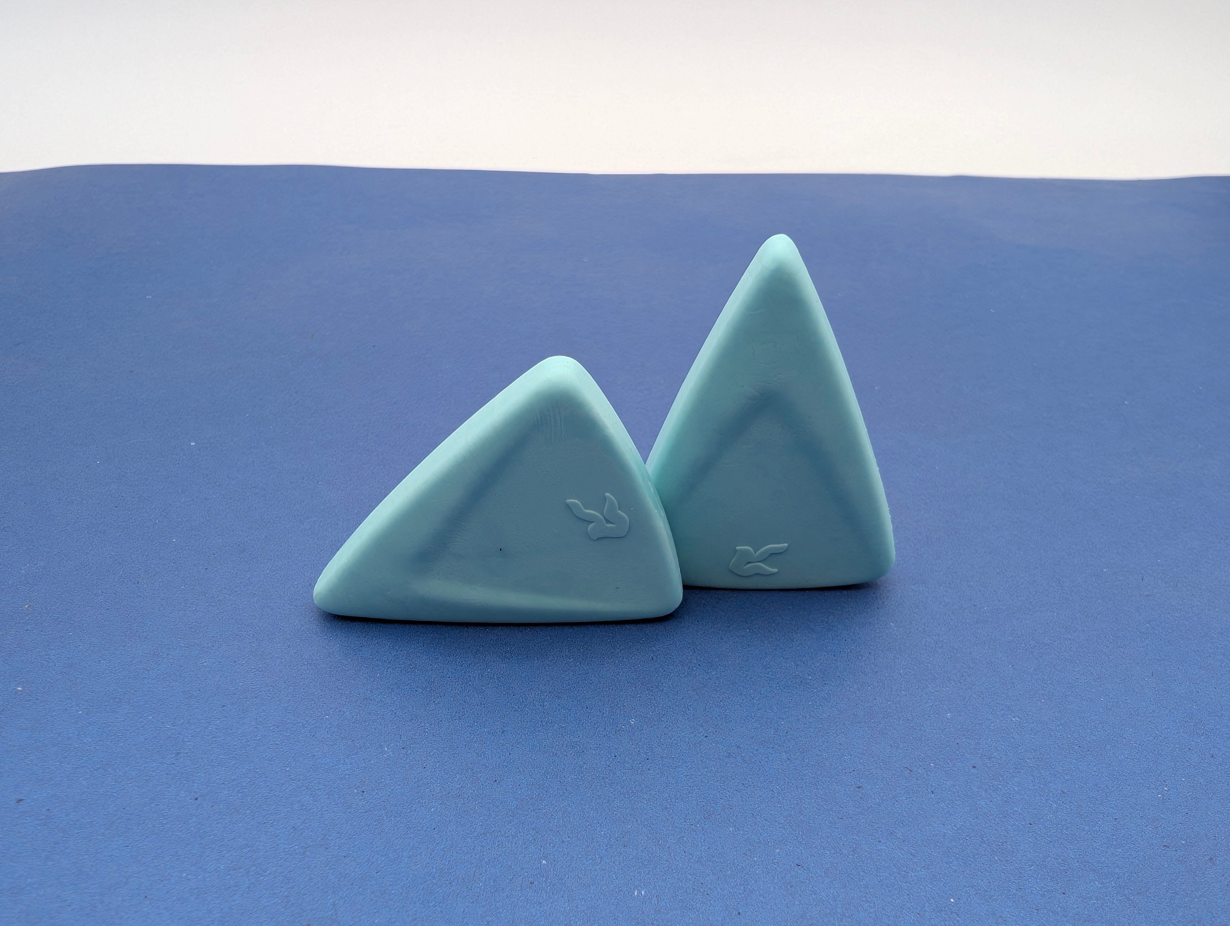 ALONG DRESS SHAPED 4B ERASERS