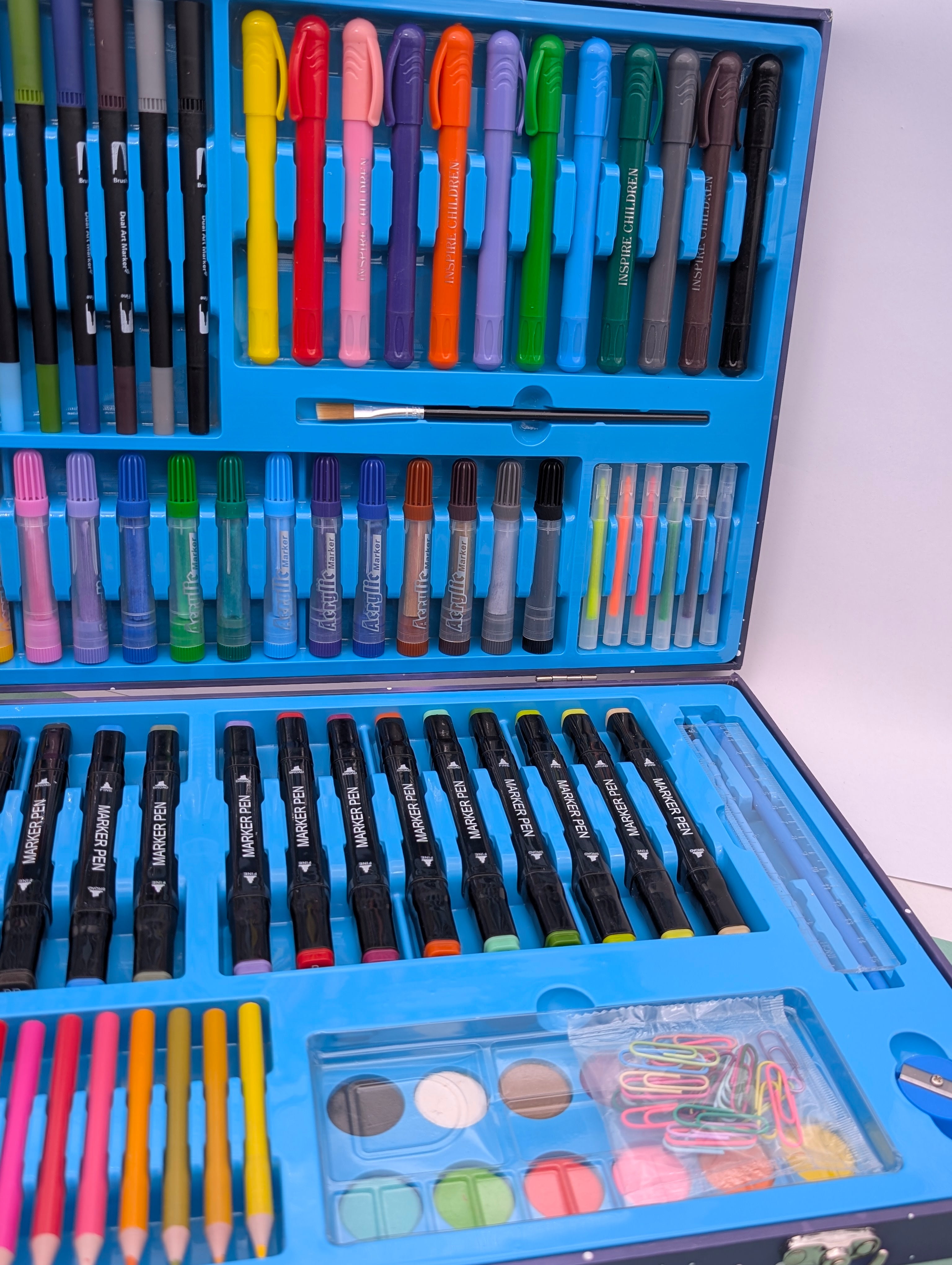 SPACE MAN ART COLOURING SETS 152PCS
