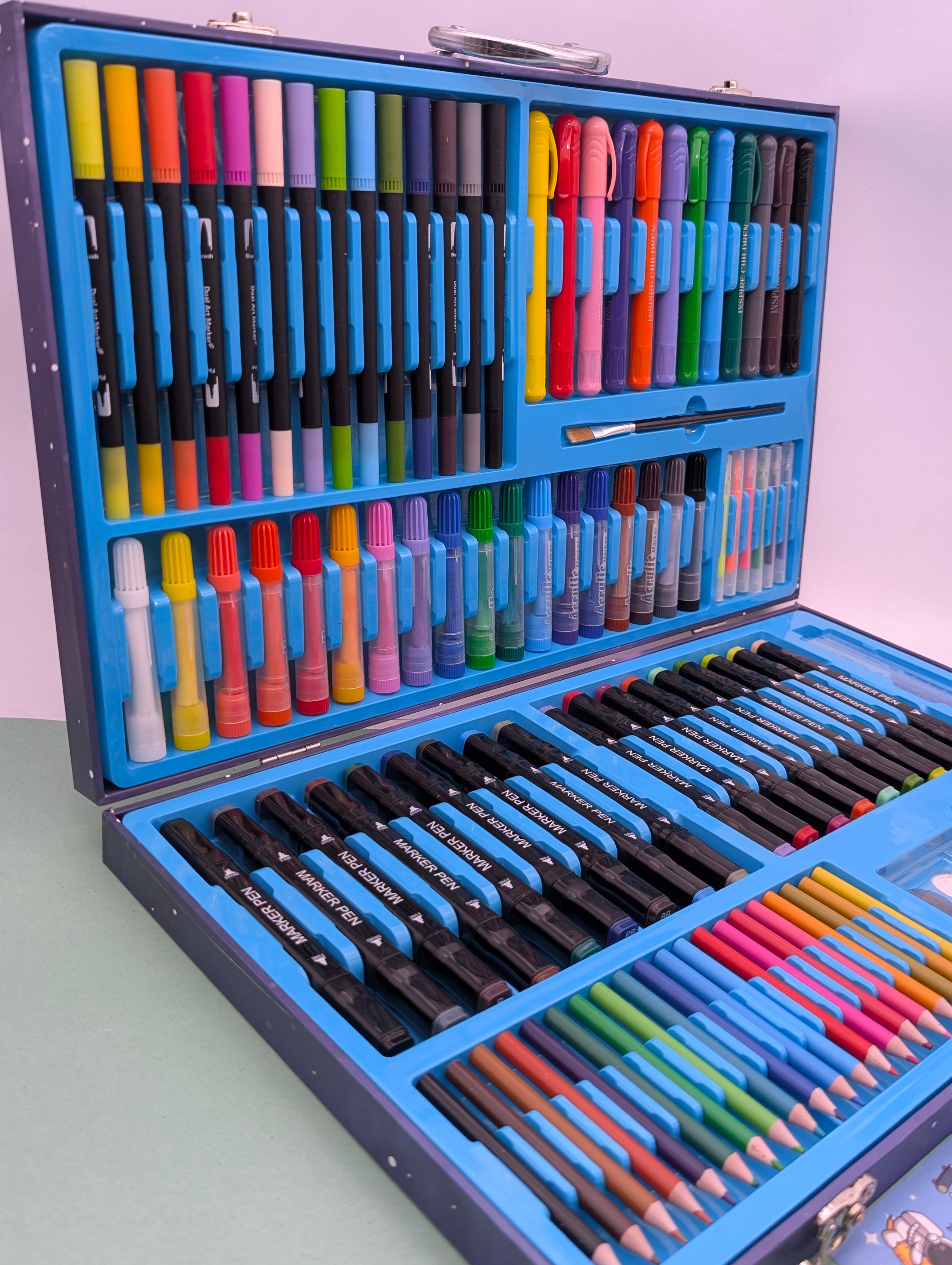 SPACE MAN ART COLOURING SETS 152PCS