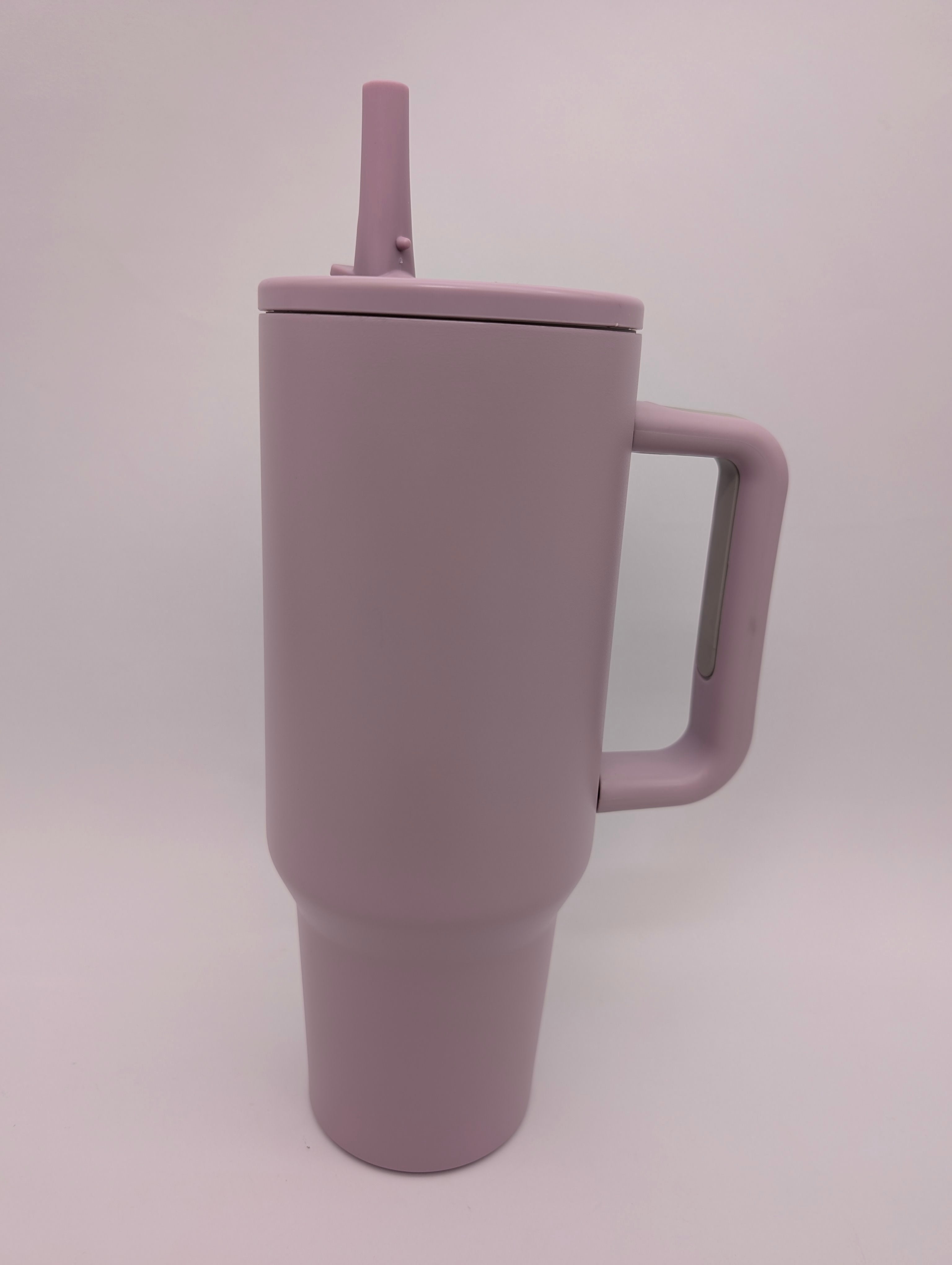 VACUUM INSULATED TUMBLER WITH HANDLE