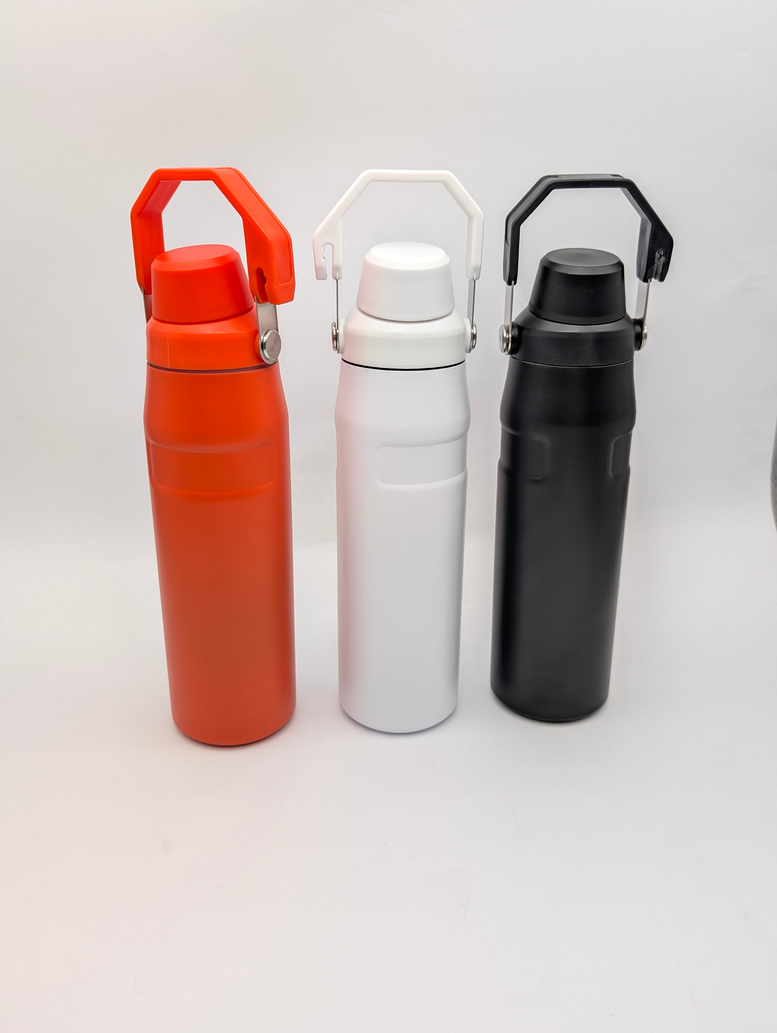 STAINLESS STEEL PORTABLE WATER BOTTLES