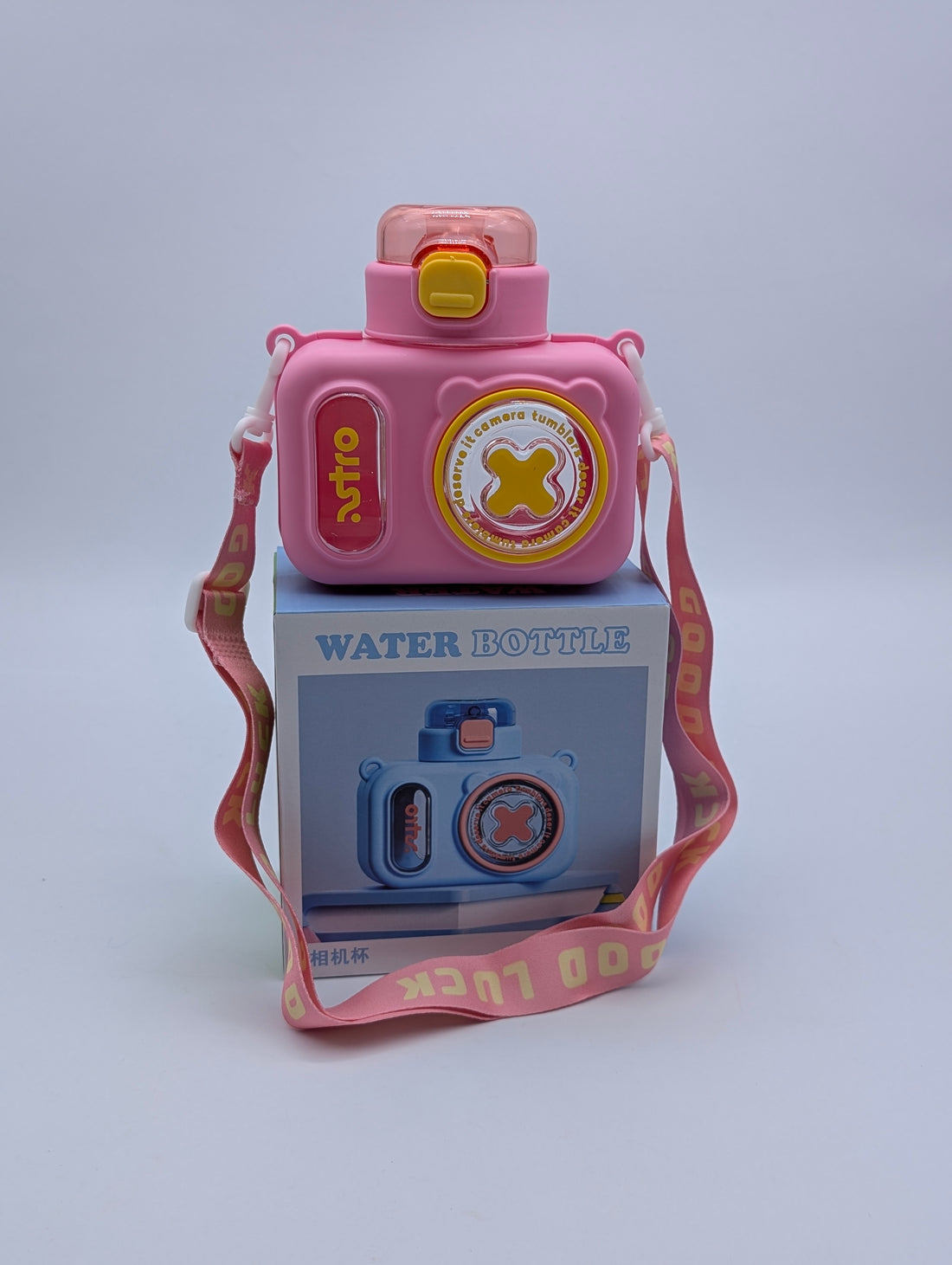 INSTAX CAMERA-SHAPED WATER BOTTLE