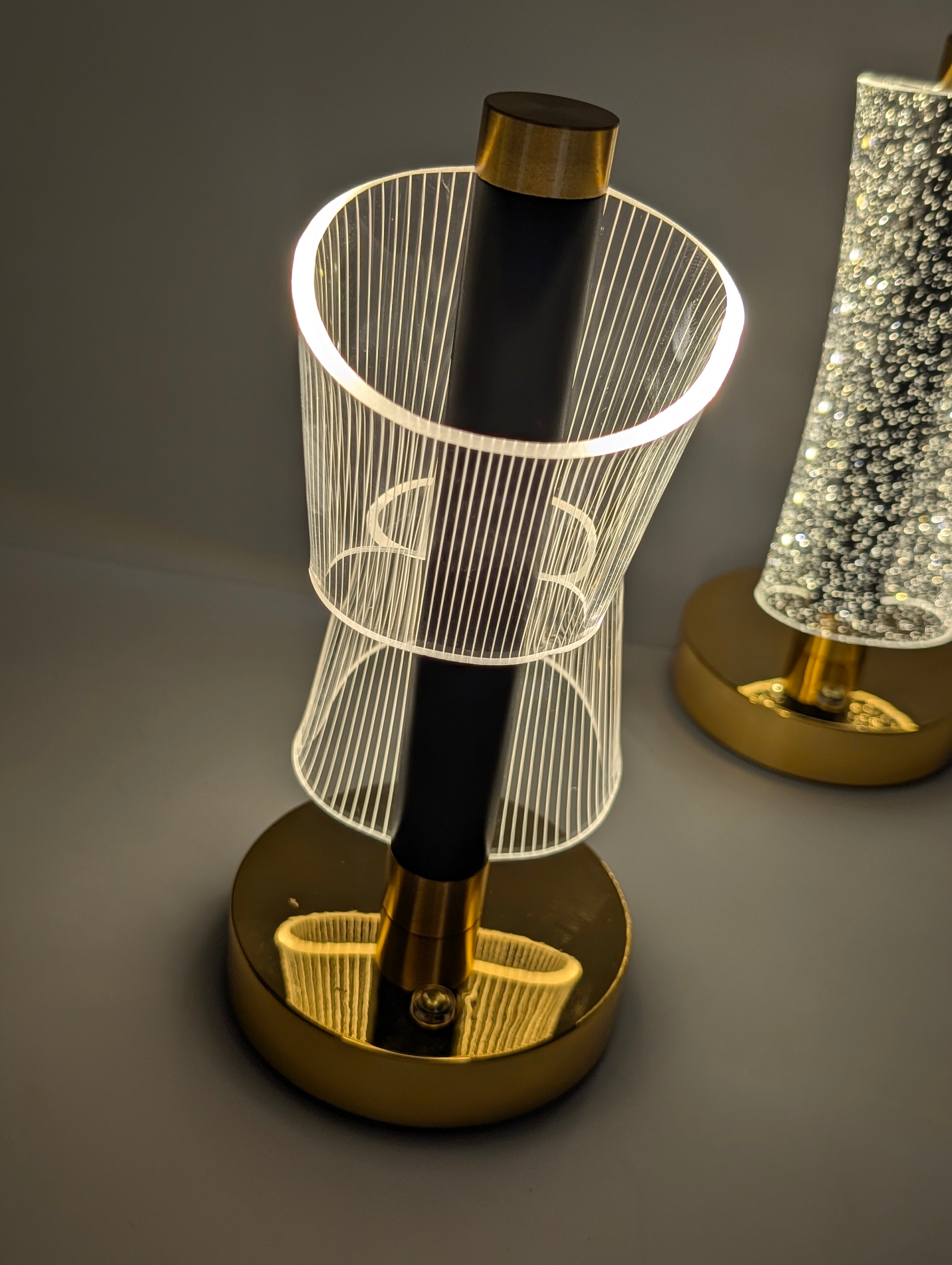LUXURY TWISTED TABLE LED LAMPS