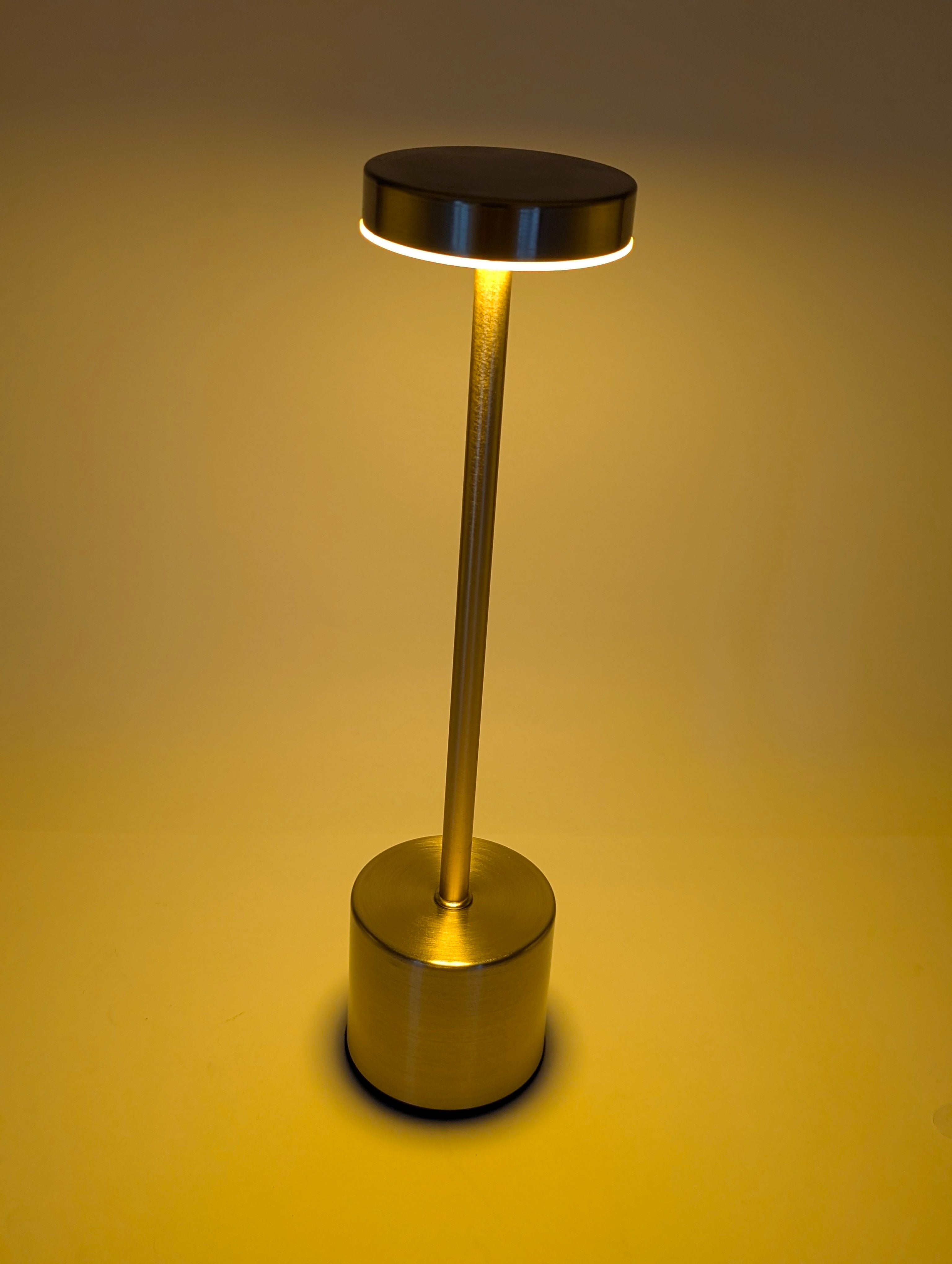 SLEEK USB CHARGING TOUCH LAMP