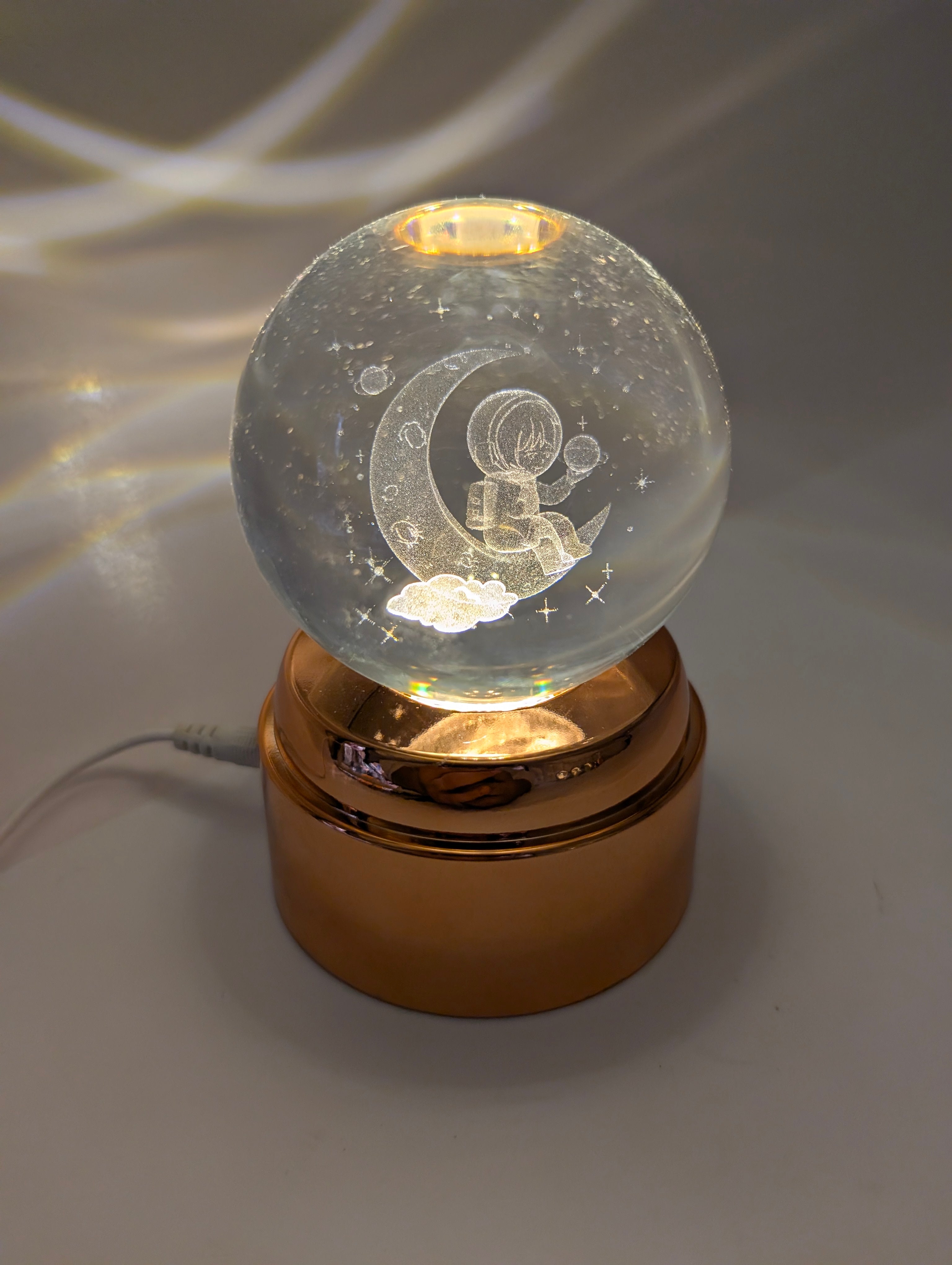 CRYSTAL BALL LED LAMP