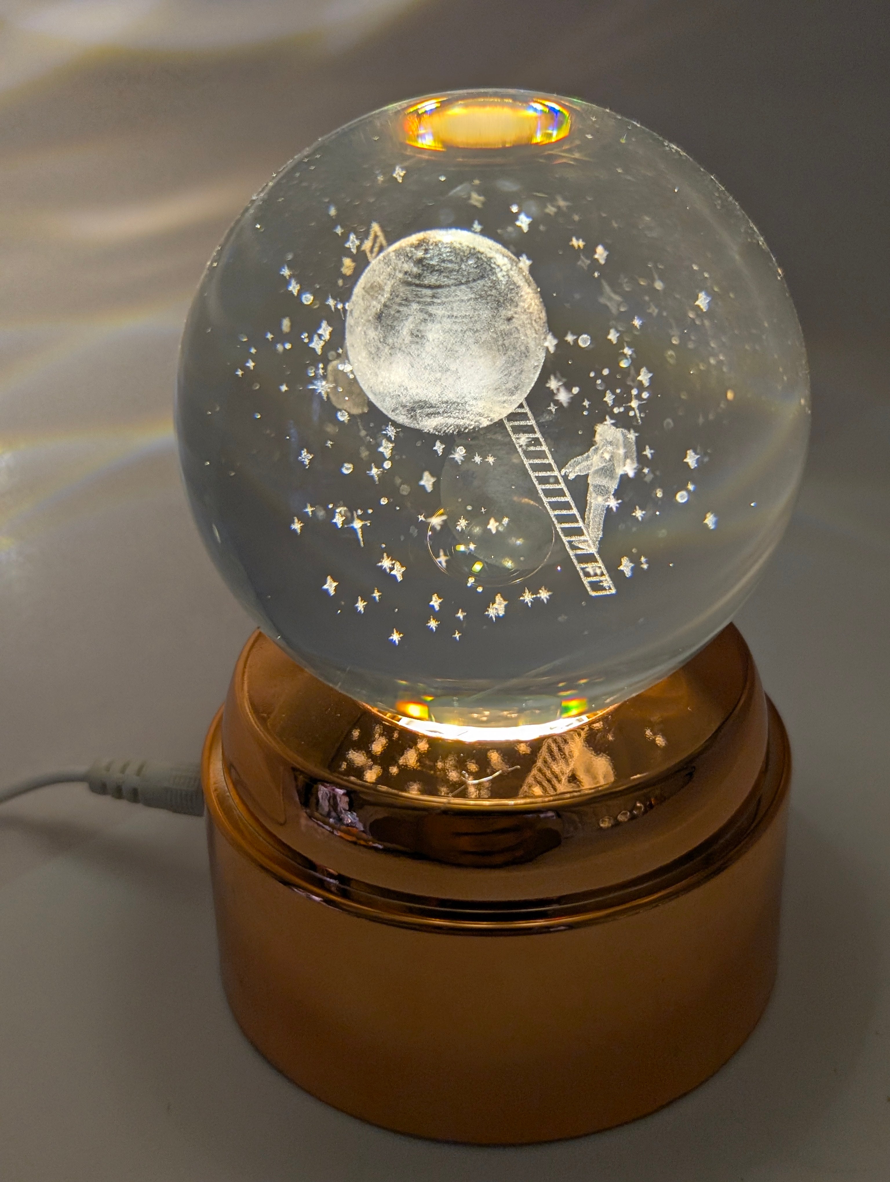 CRYSTAL BALL LED LAMP