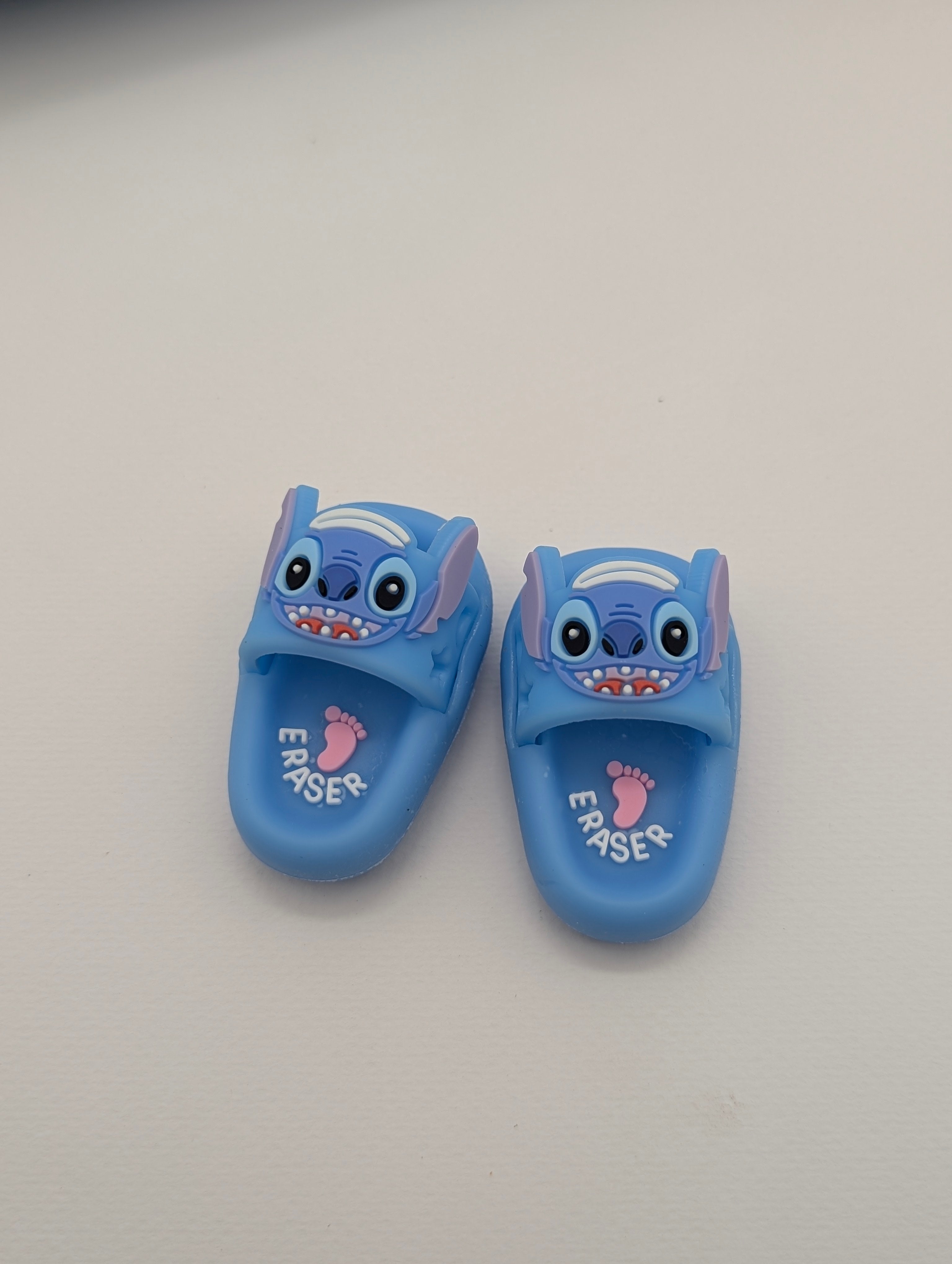 STITCH SLIPPER ERASER SET