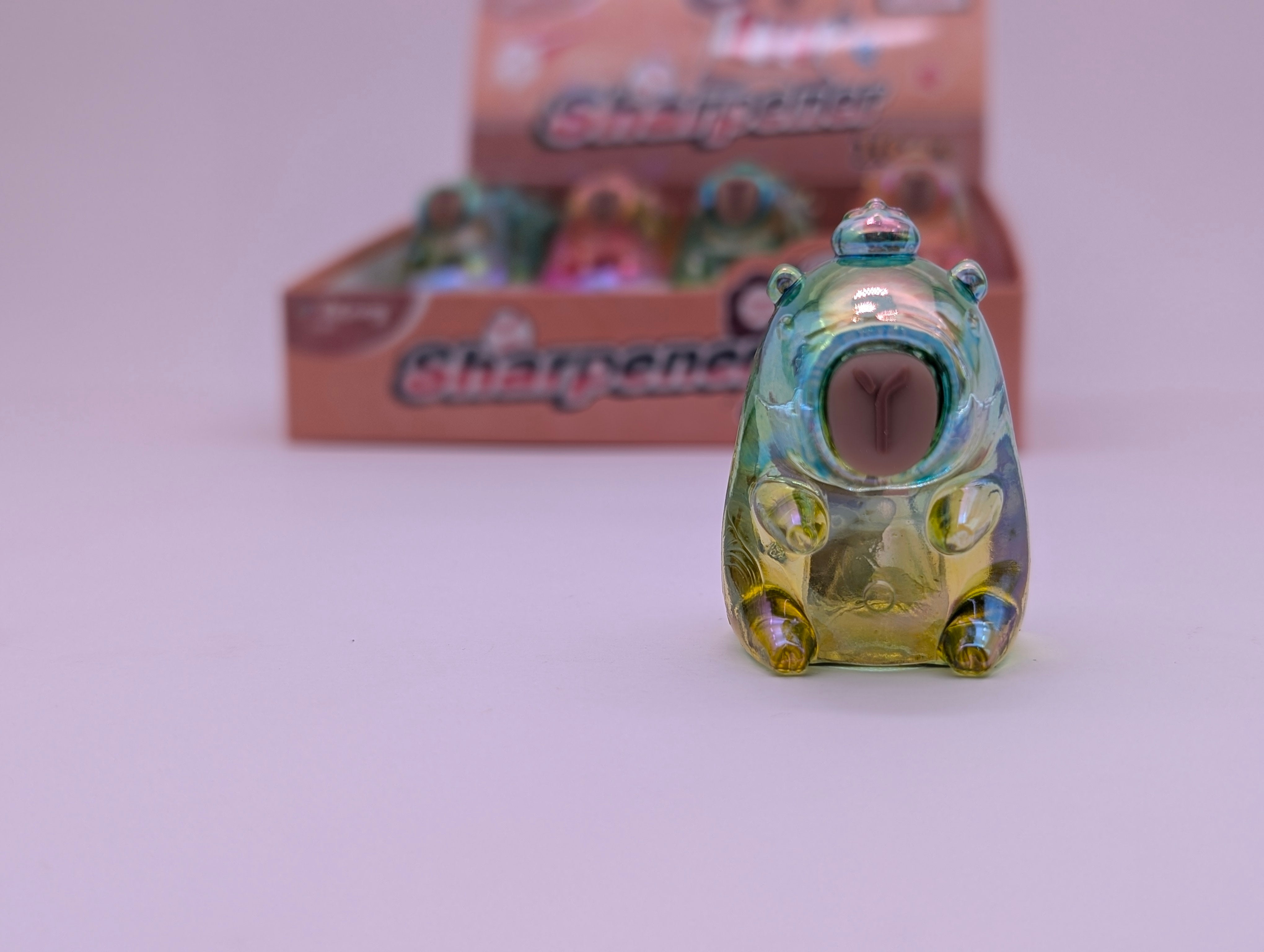 YALONG HOLOGRAPHIC BEAR CHARACTER