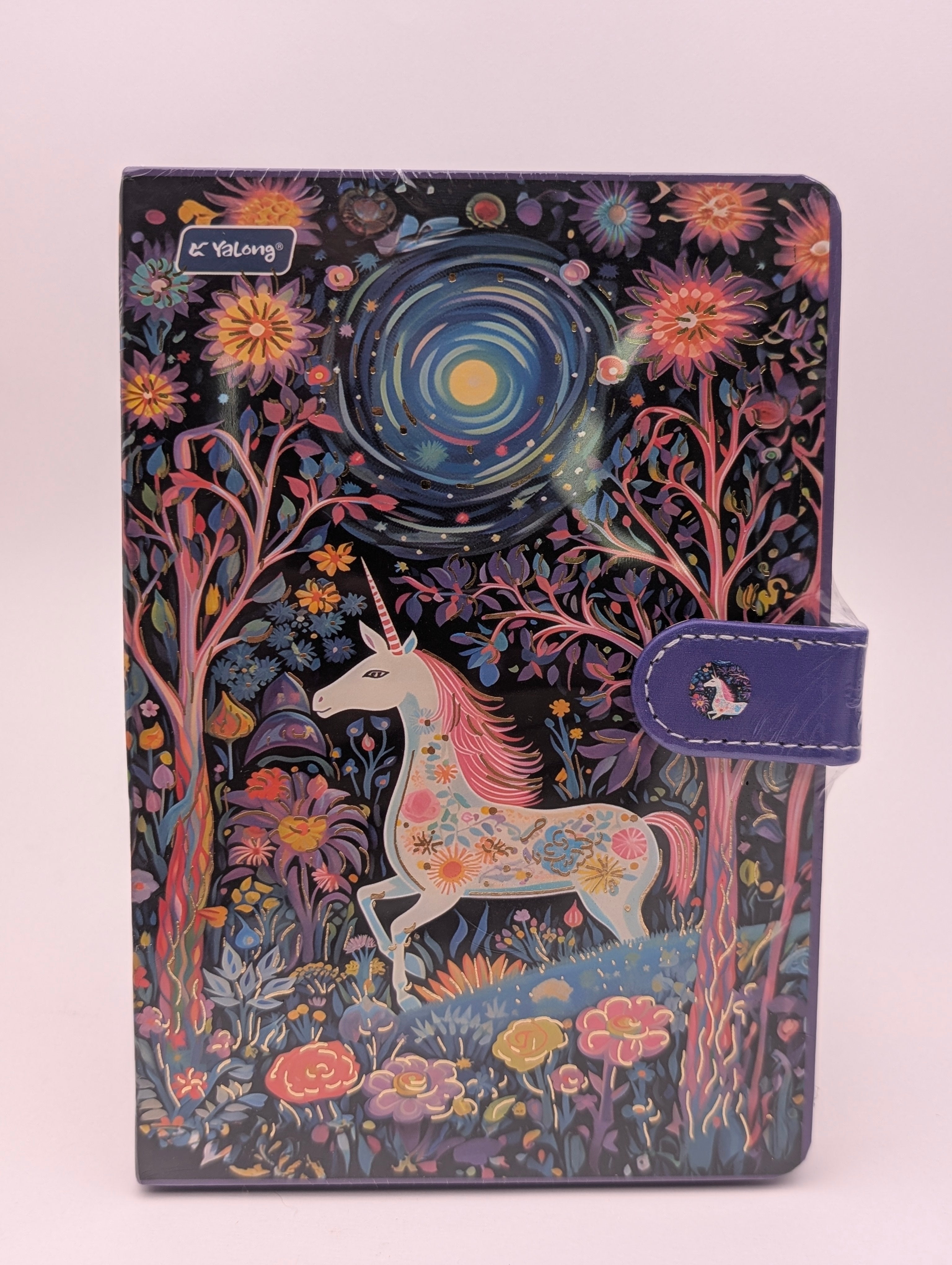 YALONG UNICORN DIARY WITH LOCK STRAP
