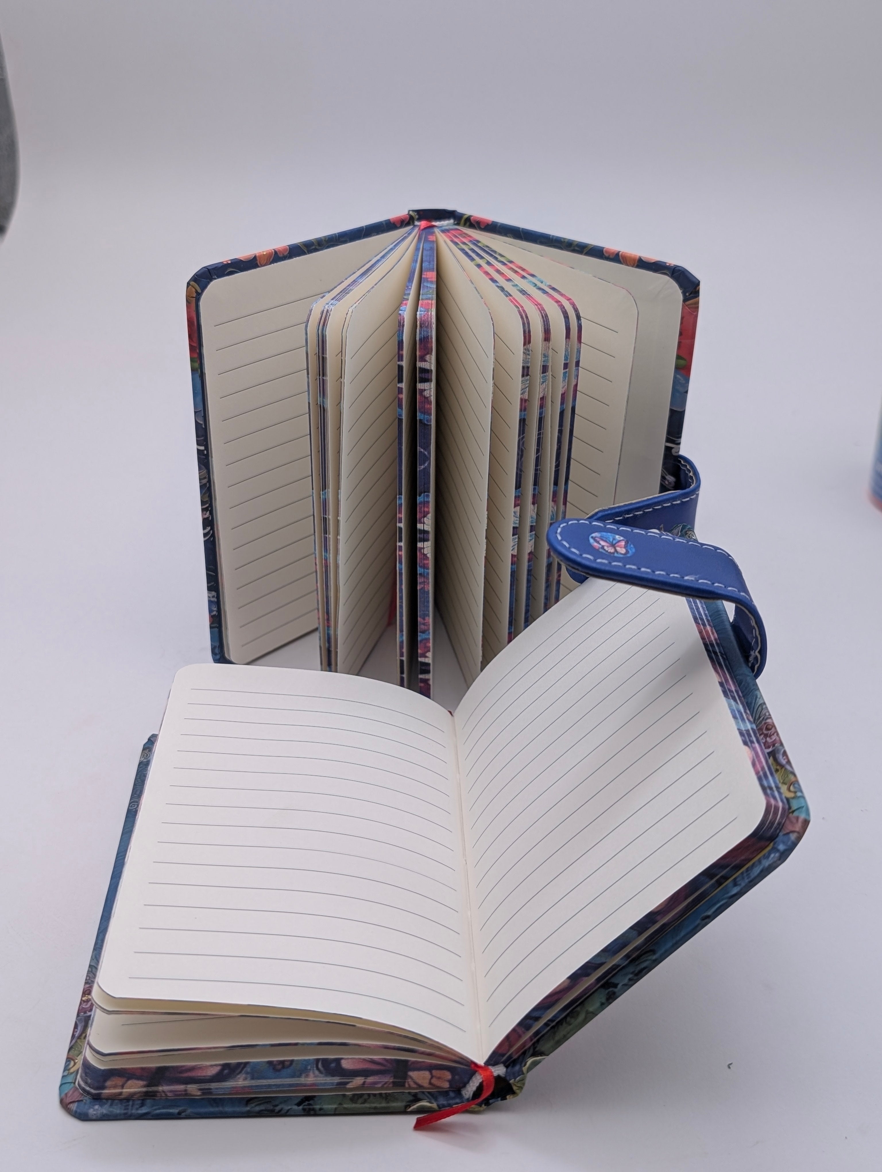 YALONG BUTTERFLY DIARY WITH LOCK STRAP 🦋